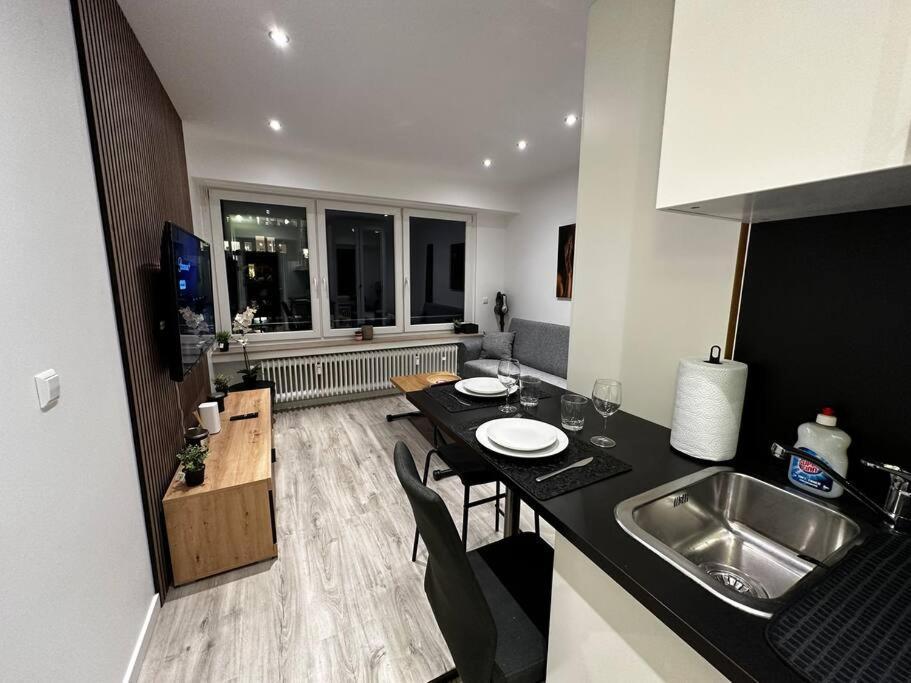 شقة Amazing Cosy Flat Lux Gare لوكسمبورغ المظهر الخارجي الصورة